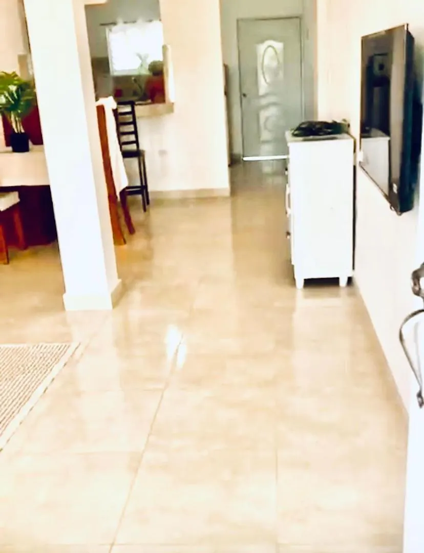 100 M2 Big Apartment Near Jumbo Supermarket Air Conditioner Wifi